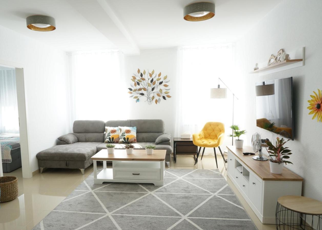 Mein Apartment Flowers Mit Kamin, Bis 10 Personen Франкенталь Экстерьер фото