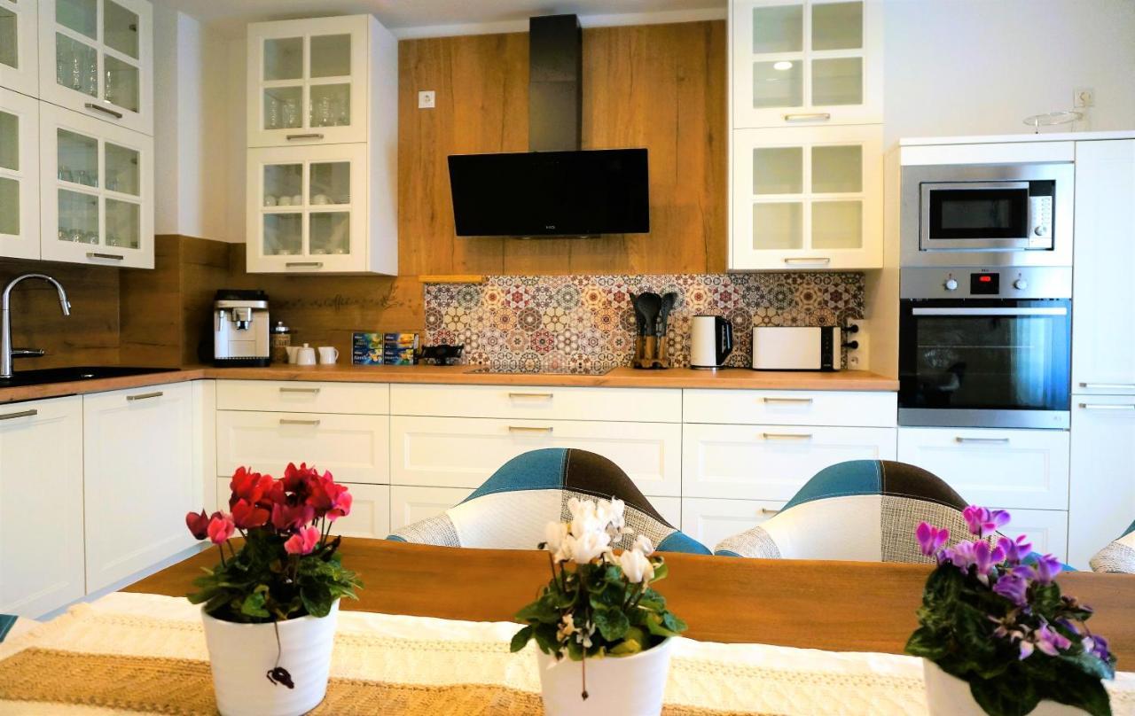 Mein Apartment Flowers Mit Kamin, Bis 10 Personen Франкенталь Экстерьер фото
